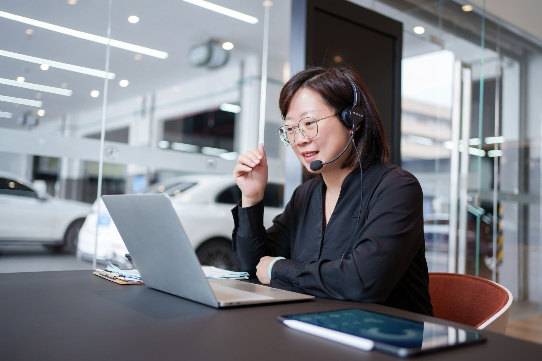 contact customer support online automotive